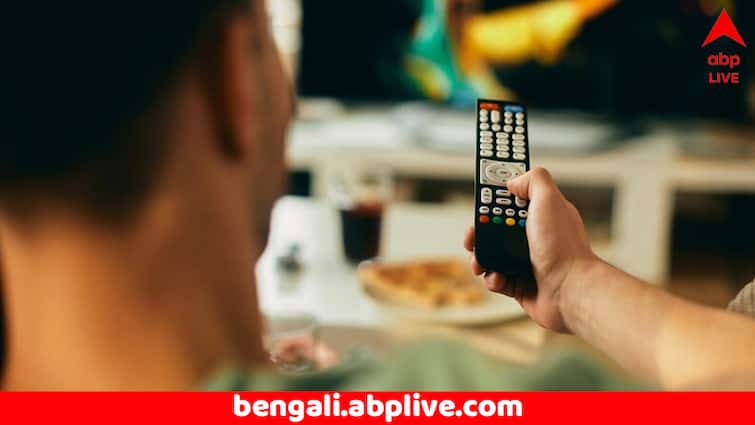 এবার ওটিটি প্ল্যাটফর্মগুলিকে কড়া নিয়মের নিগড়ে বাঁধতে চাইছে কেন্দ্র, মানতে হবে এই নির্দেশ
