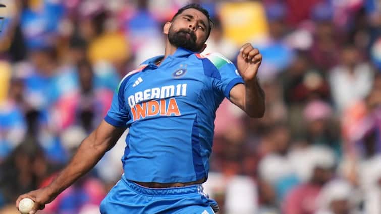 Mohammad Shami Breaks World Record, Fastest to 200 ODI Wickets, IND vs BAN Champions Trophy 2025 મોહમ્મદ શમીની ધમાકેદાર વાપસીઃ આવતા જ તોડ્યો વર્લ્ડ રેકોર્ડ, વનડે ક્રિકેટમાં વિશ્વના તમામ બોલરોને છોડ્યા પાછળ