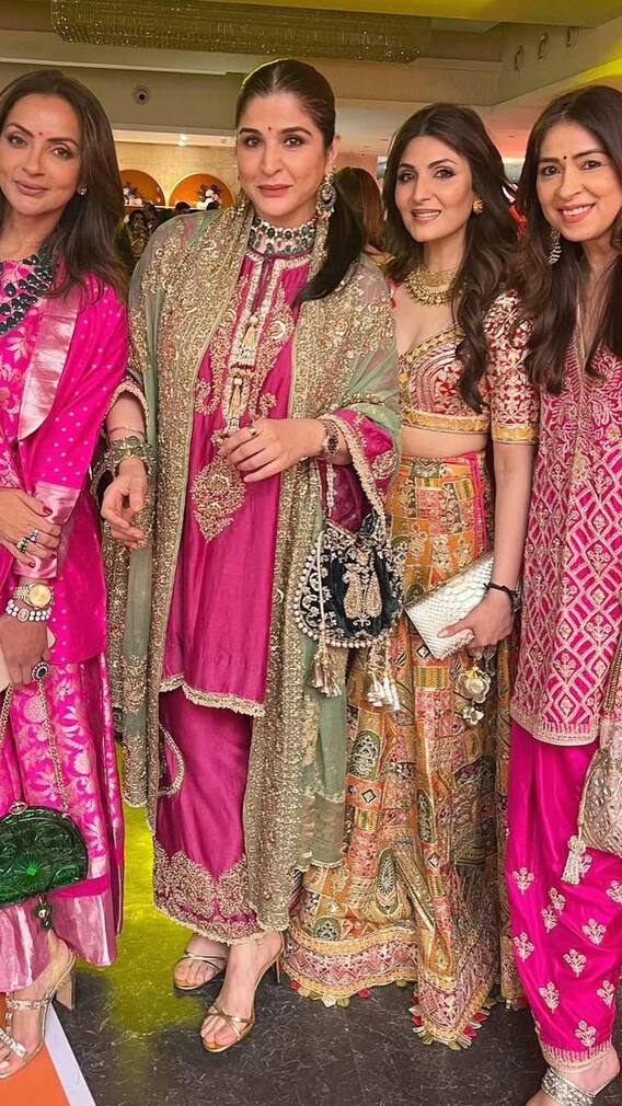 Bollywood Wives Attend A Grand Punjabi Wedding In Delhi