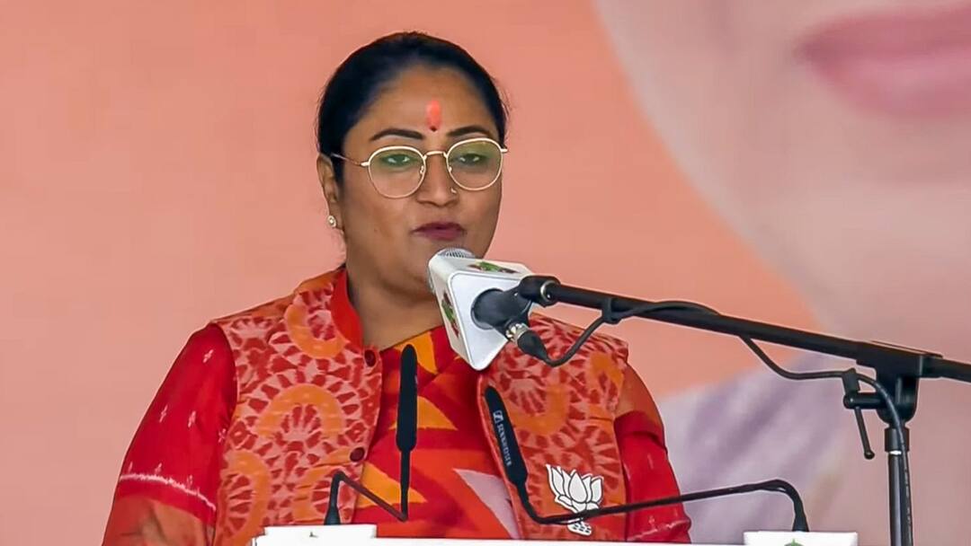 CM रेखा गुप्ता के पास गृह और वित्त विभाग, प्रवेश वर्मा को क्या मिलेगा? पढ़ें संभावित लिस्ट Delhi Cabinet Minister Portfolio Allocation CM Rekha Gupta Parvesh Verma Kapil Mishra CM रेखा गुप्ता के पास गृह और वित्त विभाग, प्रवेश वर्मा को क्या मिलेगा? पढ़ें संभावित लिस्ट