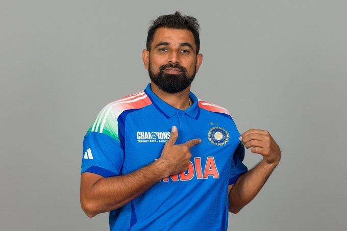 पण आता शमीने 33 सामन्यांमध्ये 72 विकेट्स घेत एक मोठी कामगिरी आपल्या नावावर केली आहे.