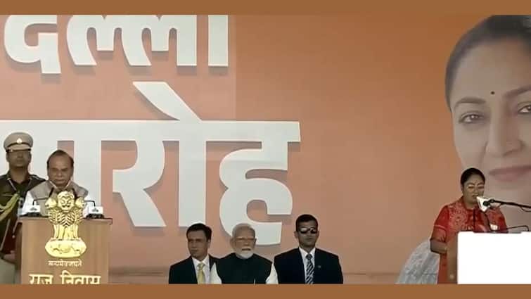 Rekha Gupta Takes Oath as 9th Delhi CM Along With 6 Cabinet Ministers Delhi CM Swearing In: டெல்லி முதல்வராக ரேகா குப்தா, 6 கேபினட் அமைச்சர்கள் பதவியேற்பு...