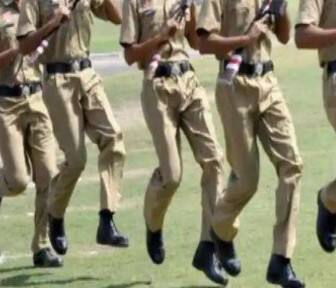 ਇਸ ਤੋਂ ਇਲਾਵਾ ਦਿੱਲੀ ਪੁਲਿਸ ਵਾਂਗ ਪੰਜਾਬ ਪੁਲਿਸ ਹੁਣ ਮੋਟਰ ਵਾਹਨ ਚੋਰੀ ਲਈ ਈ-ਐਫਆਈਆਰ ਸਿਸਟਮ ਸ਼ੁਰੂ ਕਰਨ ਜਾ ਰਹੀ ਹੈ। ਇਸ ਨੂੰ ਇੱਕ ਮਹੀਨੇ ਵਿੱਚ ਲਾਗੂ ਕਰ ਦਿੱਤਾ ਜਾਵੇਗਾ। ਇਸ ਲਈ ਇੱਕ ਰਾਜ ਪੱਧਰੀ ਈ ਪੁਲਿਸ ਸਟੇਸ਼ਨ ਨੂੰ ਸੂਚਿਤ ਕੀਤਾ ਜਾਵੇਗਾ। ਇਸ ਲਈ ਅਸੀਂ ਪੰਜਾਬ ਸਰਕਾਰ ਨਾਲ ਸੰਪਰਕ ਕੀਤਾ ਹੈ। ਜਿੱਥੋਂ ਵਾਹਨ ਚੋਰੀ ਦੀਆਂ ਸ਼ਿਕਾਇਤਾਂ ਸਬੰਧਤ ਪੁਲਿਸ ਸਟੇਸ਼ਨ ਤੇ ਪੀੜਤ ਨੂੰ ਭੇਜੀਆਂ ਜਾਂਦੀਆਂ ਸਨ।