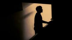 Climbing Stairs Benefits: রোজ ১৫ মিনিট সিঁড়ি দিয়ে ওঠানামা, কী উপকার শরীরের?