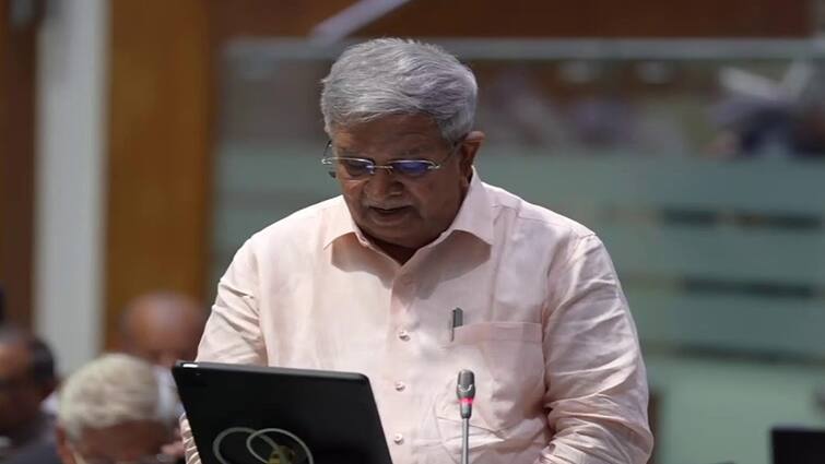 State Finance Minister Kanubhai Desai will present the budget in the state Assembly today Gujarat budget: આજે નાણામંત્રી કનુભાઇ દેસાઇ રજૂ કરશે ગુજરાતનું બજેટ, કૃષિ, શિક્ષણ, આરોગ્ય ક્ષેત્ર પર મુકાશે ભાર