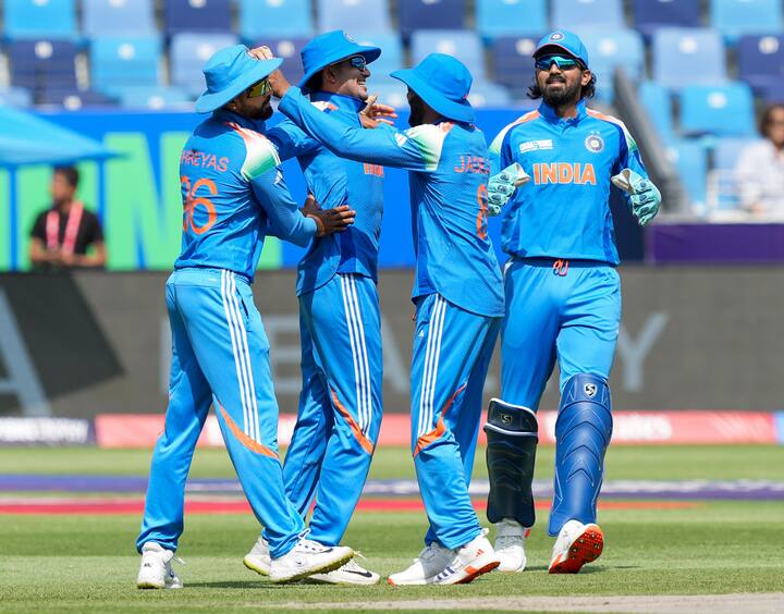 मोहम्मद शमीने पहिल्याच षटकात सौम्य सरकारला बाद केले आणि हर्षित राणाने दुसऱ्या षटकात कर्णधार नजमुल हुसेन शांतोला बाद केले.