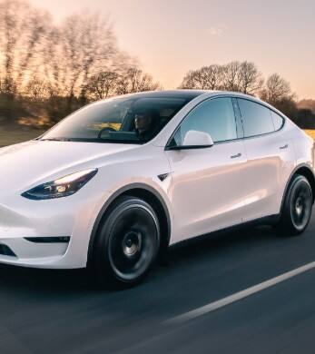 ਇੰਤਜ਼ਾਰ ਹੋਇਆ ਖਤਮ! ਇਸ ਮਹੀਨੇ Tesla ਭਾਰਤ 'ਚ ਆਵੇਗੀ, ਜਾਣੋ ਕੀਮਤ