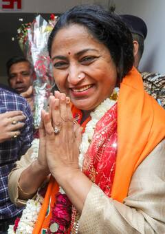 दिल्ली की किन महिलाओं को नहीं मिलेंगे हर महीने 2500 रुपये? जान लीजिए क्या है अपडेट