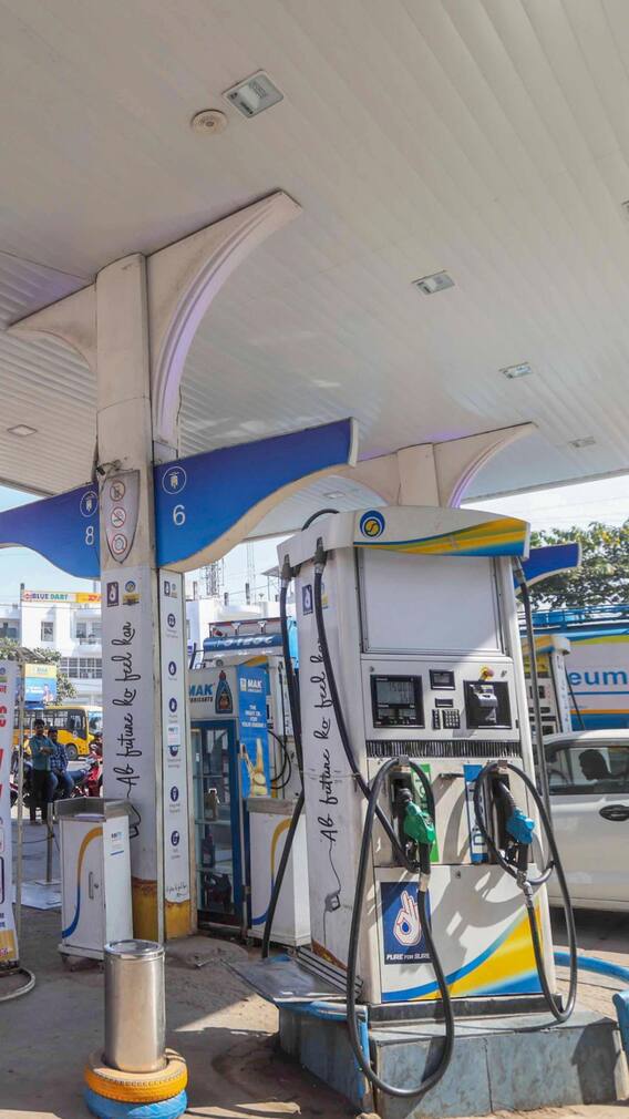 दिल्ली, नोएडा, गुरुग्राम और गाजियाबाद में क्या है पेट्रोल-डीजल का रेट?