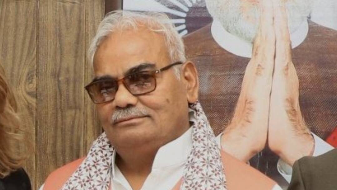 Rajasthan Minister Madan Dilawar order to file case against ward panch for withdrawing complaint Sirohi ANN सरपंच और VDO के खिलाफ शिकायत वापस लेना पड़ा भारी, मंत्री मदन दिलावर ने लिया एक्शन