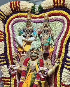 Srisailam Brahmotsavalu 2025: భృంగి వాహనంపై భ్రమరాంబ మల్లికార్జునుల వైభోగం.. పంచాక్షరి మంత్రంతో మార్మోగుతున్న జ్యోతిర్లింగ క్షేత్రం!