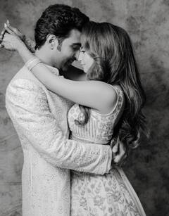 कपूर खानदान के लाड़ले की मेहंदी में खूब नांची 'बुआ', जमीन पर लोटकर दूल्हे आदर जैन ने भी किया डांस