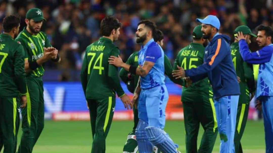 IND vs PAK: UAEમાં પાકિસ્તાન વિરુદ્ધ કેવો રહ્યો ભારતનો રેકોર્ડ, જાણો શું કહી રહ્યા છે આંકડાઓ? India vs Pakistans head to head records in ODIs IND vs PAK: UAEમાં પાકિસ્તાન વિરુદ્ધ કેવો રહ્યો ભારતનો રેકોર્ડ, જાણો શું કહી રહ્યા છે આંકડાઓ?