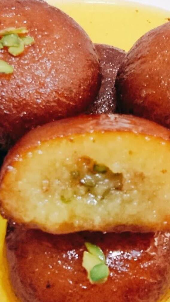 इंदौर की स्वादिष्ट डिशेज़, खाने के शौकीनों के लिए एक बेहतरीन अनुभव!