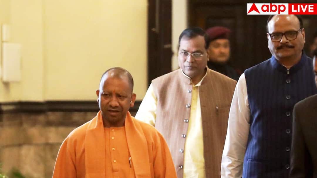 Delhi CM Rekha Gupta gets Z category security Know UP CM Yogi Adityanath security cover रेखा गुप्ता को मिली Z कैटेगरी की सुरक्षा, जानें योगी आदित्यनाथ को कौन सी मिली है?