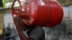 Gas Cylinder: તમે એક વર્ષમાં વધુમાં વધુ આટલા ગેસ સિલિન્ડર ખરીદી શકો છો, જાણ ત્યાર બાદની પ્રક્રિયા