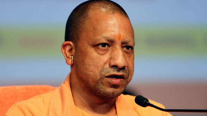 हाल ही में उत्तर प्रदेश की योगी सरकार ने यूपी की लड़कियों के लिए नई योजना का ऐलान किया है लड़कियों को उत्तर प्रदेश सरकार की ओर से फ्री में स्कूटी दी जाएगी. जानें किन लड़कियों को मिलेगा सरकार की फ्री स्कूटी योजना का लाभ.