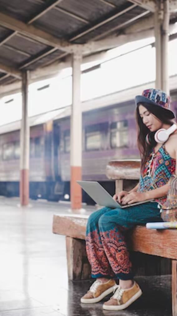 इस रेलवे स्टेशन पर लगता वीजा और पासपोर्ट