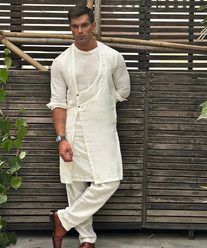 दरअसल हम बात कर रहे हैं दिल्ली के एक पंजाबी सिख परिवार में जन्मे करण सिंह ग्रोवर की. जिन्होंने अपनी स्कूलिंग सऊदी अरब से पूरी की. वहीं इसके बाद वो मुंबई आ गए और यहां आईएचएम मुंबई से होटल मैनेजमेंट में डिग्री हासिल की.