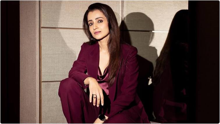 Trisha speech about her marriage jingucha first single thug life kamal haasan simbu Trisha: திருமணம் எப்போது? த்ரிஷா சொன்ன நச் பதில்.. 'ஐ லவ் யூ' சொல்லல- கலாய்த்த கமல்!