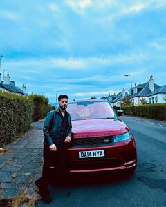 16 कमरों का घर आलीशान, यूट्यूब से हर महीने लाखों की कमाई, बेहद लग्जरी है एल्विश यादव की लाइफ, जानें नेटवर्थ