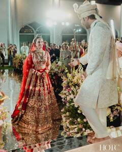 मांग में भरा सिंदूर, फिर अलेखा को किया किस... आदर जैन ने शेयर की शादी की अनदेखी तस्वीरें