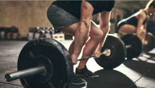 Weight Lifting ਵੇਲੇ ਥੋੜ੍ਹੀ ਜਿਹੀ ਗ਼ਲਤੀ ਬਣ ਸਕਦੀ ਮੌਤ ਦੀ ਵਜ੍ਹਾ, ਜਾਣੋ ਨਵੇਂ ਮੁੰਡੇ ਕਿੱਥੇ ਕਰਦੇ ਨੇ ਗ਼ਲਤੀਆਂ ?