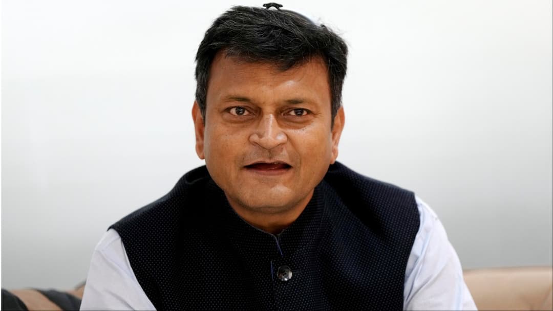 BJP leader Ajay Alok hit back at DMK MP A Raja statement ann ‘इन लोगों का दिमाग हिल गया’, DMK सांसद ए राजा के बयान पर BJP प्रवक्ता अजय आलोक का पलटवार