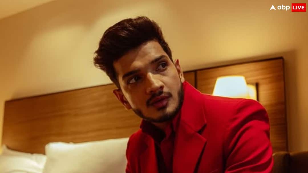 munawar faruqui hafta vasooli complaint Filed alleging hurting religious sentiments and spreading obscenity मुनव्वर फारूकी के हफ्ता वसूली के खिलाफ शिकायत दर्ज, धार्मिक भावनाओं को आहत करने का आरोप