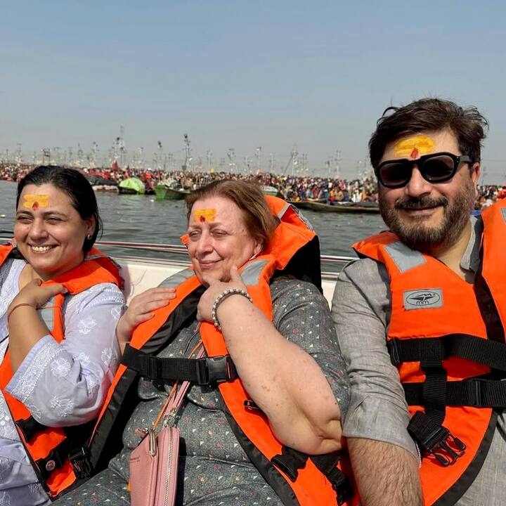 सोनाली बेंद्रे ने महाकुंभ की कई खूबसूरत तस्वीरें अपने इंस्टाग्राम अकाउंट पर शेयर की हैं. जो अब तेजी से वायरल हो रही हैं.