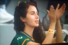 IND vs PAK : भारत-पाकिस्तानच्या सामन्यात अवतरलं ग्लॅमर, स्टेडियममध्ये दिसल्या एकापेक्षा एक 'मिस्ट्री गर्ल'; सुंदर तरुणींचे फोटो व्हायरल!