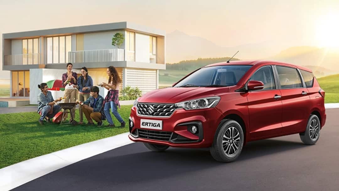 Maruti Suzuki Ertiga 7 Seater Tax Free More than 1 Lakh Rupees Difference CSD Price टैक्स फ्री मिल रही है मारुति की 7-सीटर अर्टिगा! ऐसे खरीदेंगे तो बच जाएंगे 1 लाख रुपये से ज्यादा