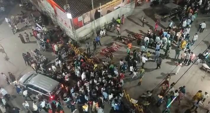 મહાશિવ રાત્રિના અવસરે ભાવિકોનું ઘોડા પૂર ભવનાથ પંથકમાં ઉમટી પડતું હોય છે. મહાશિવરાત્રી પર્વ પર જૂનાગઢ ખાતે યોજાનારા મેળામાં લાખોની સંખ્યામાં શ્રદ્ધાળુઓ આવશે.