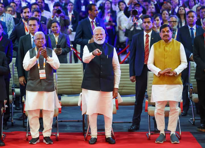 मध्य प्रदेश की राजधानी भोपाल में सोमवार (24 फरवरी) से दो दिवसीय ग्लोबल इन्वेस्टर्स समिट की शुरुआत की गई है. प्रधानमंत्री नरेंद्र मोदी ने इस समिट का उद्घाटन किया.