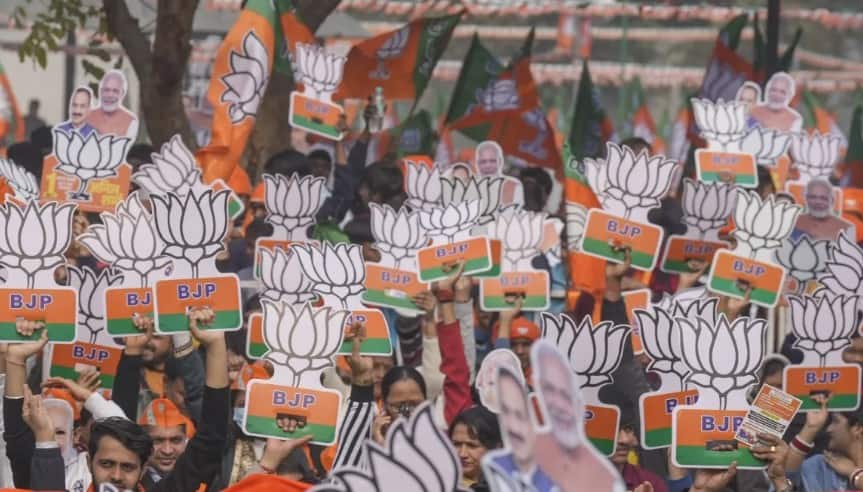 UP BJP district presidents list will be announced on 16 march after Holi यूपी में बीजेपी के नए जिलाध्यक्षों की लिस्ट का इंतजार खत्म, इस तारीख को होगा नाम का ऐलान