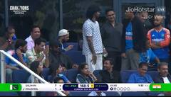 Abhishek Sharma: जेवढी चर्चा कोहलीच्या शतकाची,तेवढीच अभिषेक शर्माच्या शर्टची,सव्वा लाखाचा शर्ट घालून पठ्ठया मैदानात !