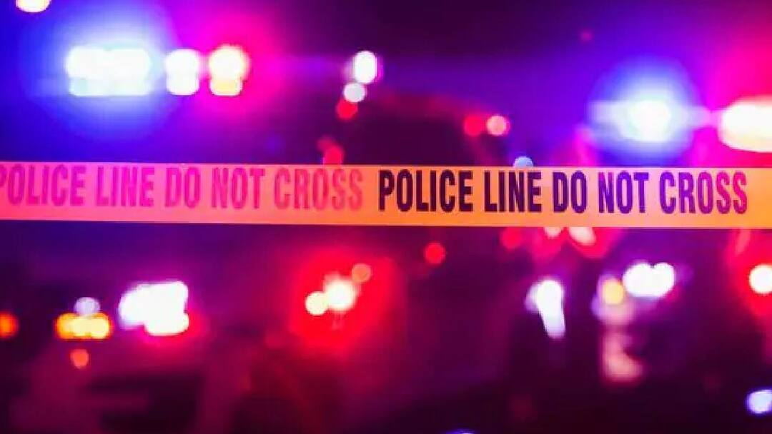 டெம்போவும் லாரியும் மோதி பாலத்தில் இருந்து கவிழ்ந்து விபத்து – 7 பேர் சம்பவ இடத்திலேயே பலி