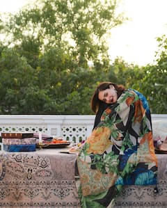 नव्या फोटोतील हानिया आमीर जणू स्वर्गातील अप्सरा, सौंदर्य असं की पाकिस्तानी अभिनेत्रीची होतेय भारतात चर्चा!