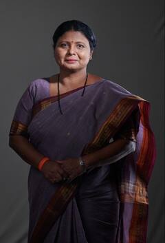 Sushma Andhare: प्रकाश आंबेडकरांसोबत काम करताना ते आतापर्यंत काय काय केलं, हे बाहेर काढेन, सुषमा अंधारेंचा नीलम गोऱ्हेंना बेधडक इशारा, 10 मोठी विधानं