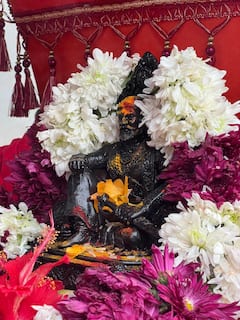 PHOTO : साता समुद्रा पार... नायजेरियात शिवजयंती धुमधडाक्यात साजरी