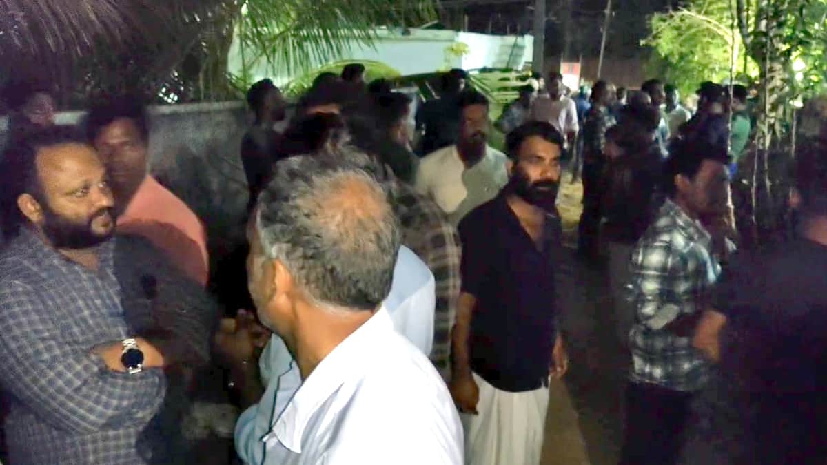 Kerala crime : போதையில் காதலி உட்பட 5 பேரை கொலை செய்த வாலிபர்... கேரளாவில் அதிர்ச்சி சம்பவம்..!