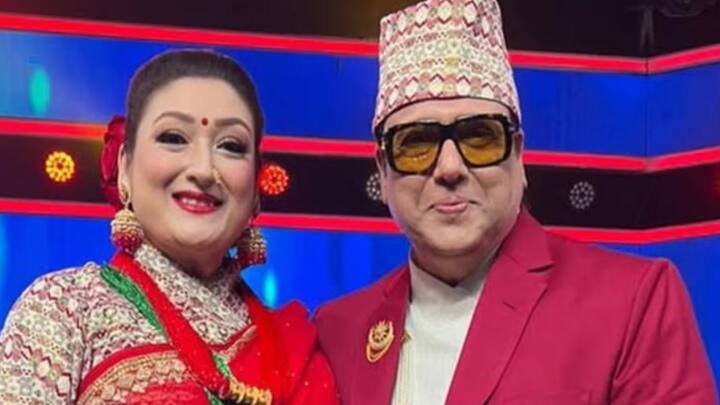 কিন্তু গোবিন্দ এবং সুনীতার সম্পর্ক কোনও দিনই মসৃণ ছিল না। সুনীতার সঙ্গে দাম্পত্য লুকনো থেকে, বিবাহিত অবস্থায় অন্য নারীর প্রতি অনুরক্ত হয়ে পড়া, বার বার খবরের শিরোনামে উঠে এসেছেন গোবিন্দ।