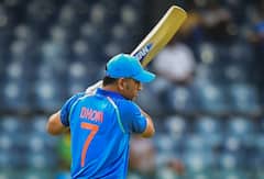 MS Dhoni: SBI-র তরফে ছয় কোটি টাকা দেওয়া হয় মহেন্দ্র সিংহ ধোনিকে! কিন্তু কেন?