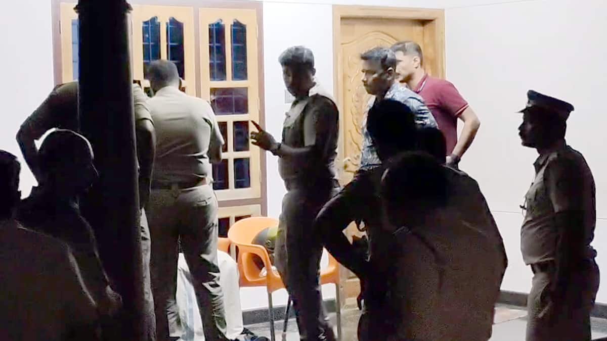 Kerala crime : போதையில் காதலி உட்பட 5 பேரை கொலை செய்த வாலிபர்... கேரளாவில் அதிர்ச்சி சம்பவம்..!