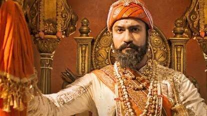 दिग्दर्शक लक्ष्मण उतेकर यांनी सुरुवातीला दाक्षिणात्य सुपरस्टार महेश बाबू याच्याशी संपर्क साधला होता. पण, मेहश बाबूनं यामध्ये फारसा रस दाखवला नाही आणि म्हणूनच लक्ष्मण उतेकर यांनी विक्की कौशलशी संपर्क साधला आणि विक्कीनं तात्काळ आपला होकार कळवला.