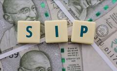 SIP News: ਹਰ ਮਹੀਨੇ 6,000 ਦਾ ਨਿਵੇਸ਼ ਕਰਕੇ ਬਣਾਓ 5 ਕਰੋੜ ਦਾ ਫੰਡ, ਜਾਣੋ ਹੌਲੀ-ਹੌਲੀ ਕਿਵੇਂ ਹੋਏਗਾ ਲਾਭ...?