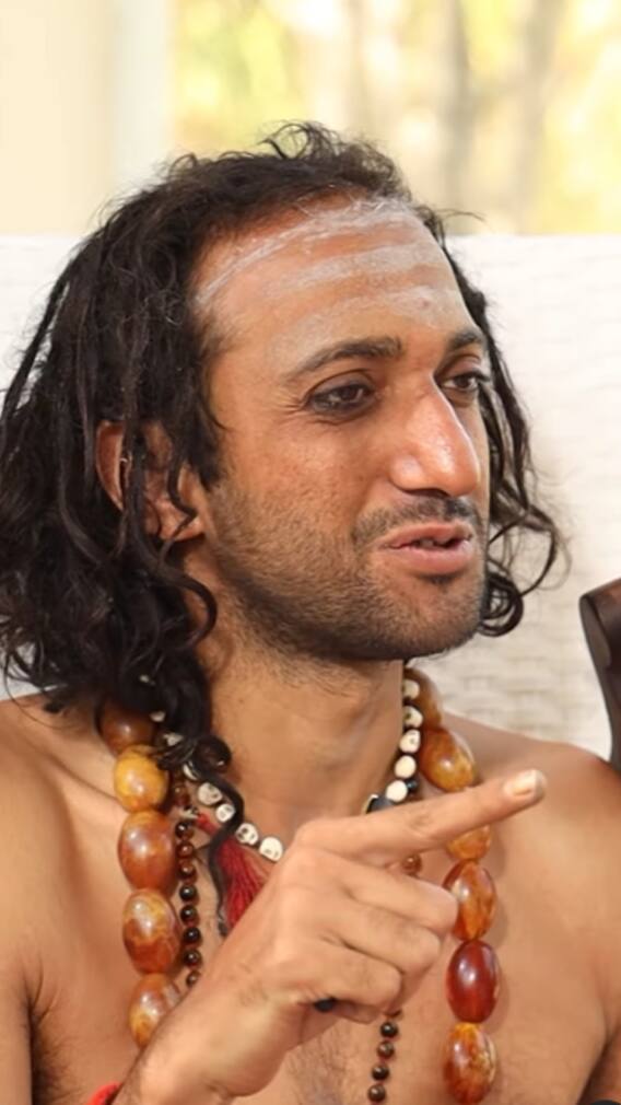 महाकुंभ से फेमस हुए IIT-बाबा अब कहां हैं?