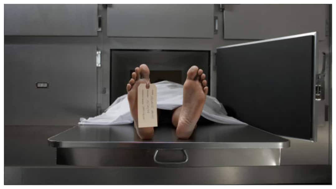 married woman commits suicide in Shivaratri at palamaner in Chittoor district Chittoor Crime News: నాడు ప్రియుడితో పరార్‌, నేడు ఆత్మహత్య - శివరాత్రి రోజున ఆమె లైఫ్‌లో ఎన్నెన్నో మలుపులు!