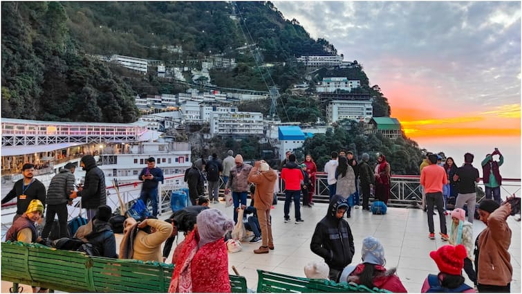 vaishno-devi-yatra-tips-do-not-make-these-10-mistakes-otherwise-you-will-be-end-up-in-jail Vaishno Devi Yatra: માતા વૈષ્ણોદેવીના દર્શને જાવ તો ન કરો આ 10 ભૂલો નહીં તો ખાલી પડશે જેલની હવા