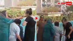 नोएडा में सोसायटी के लोगों ने स्वीमिंग पूल में कर लिया अमृत स्नान, वायरल हो रहा वीडियो